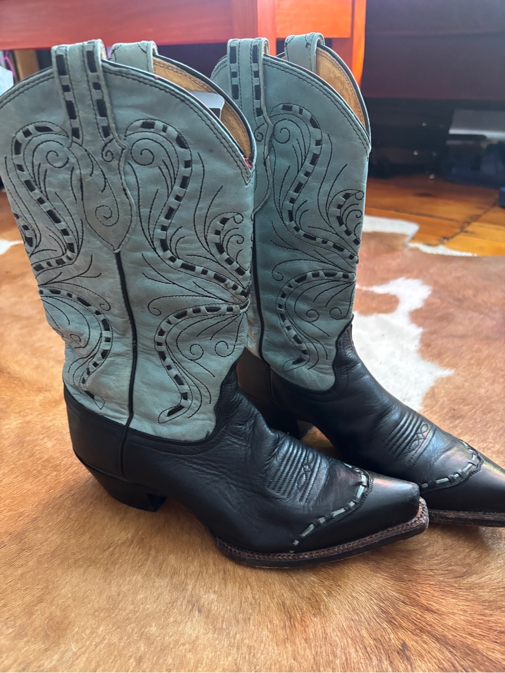 Tony Lama Ladies Vaquero Western boot in Azul. Size 7B - Picture 4 of 8